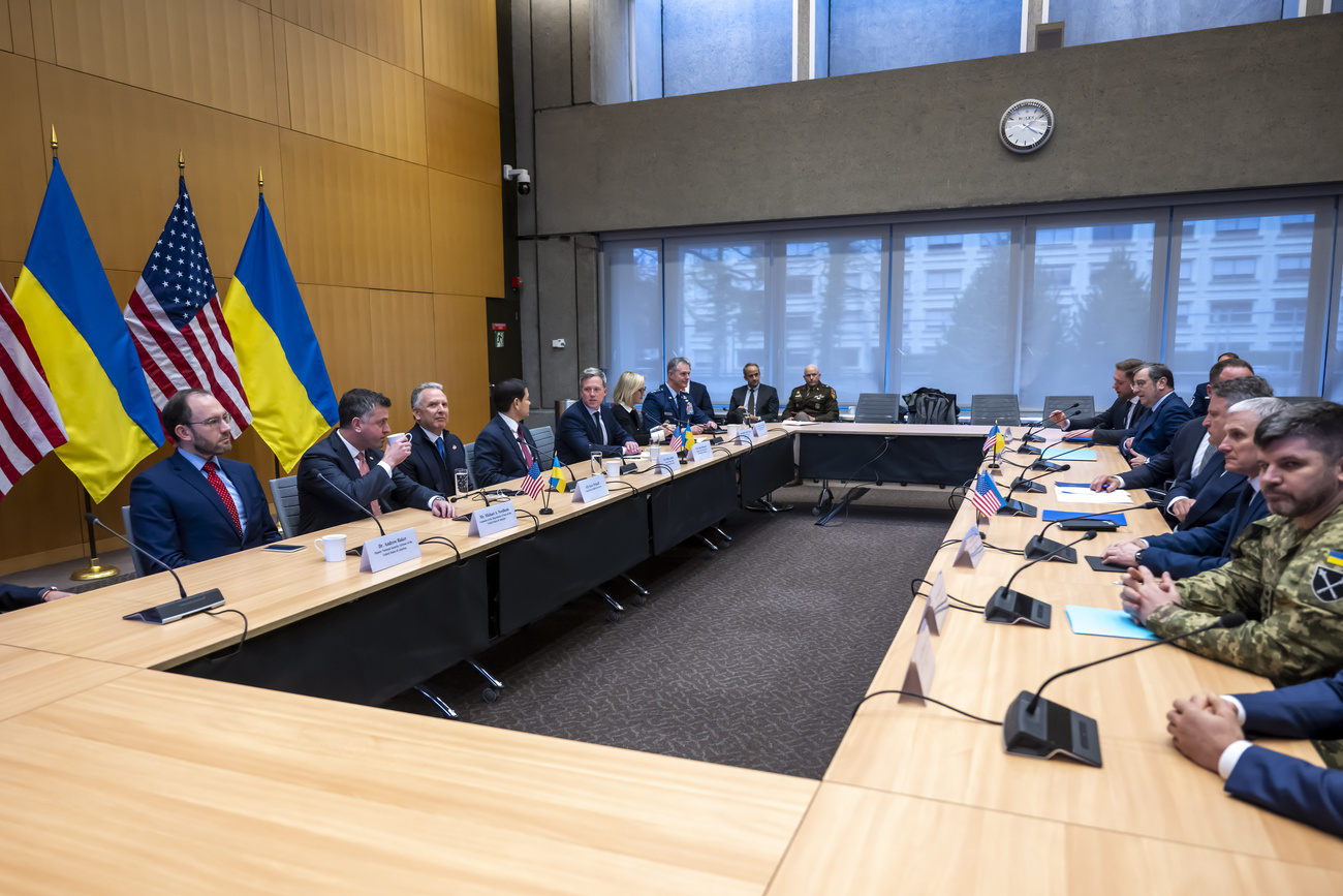 Abu Dhabi Talks End as Russia Heads to Geneva for New Ukraine Negotiations