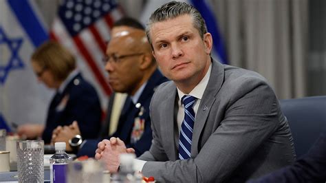 Israel Behind Mass U.S. Intelligence Cuts: Ex-Pentagon Analyst Warns of Pro-Israel Takeover