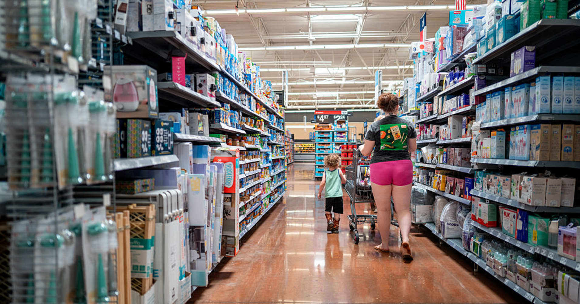 Walmart Cuts Prices on 1,000+ Summer Items After Trump’s Push