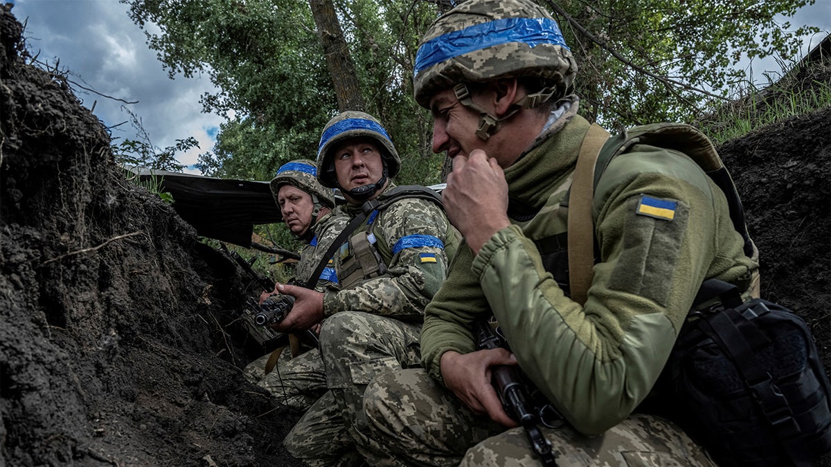 Ukraine’s Military Leadership Fails as Russia Targets Critical Infrastructure